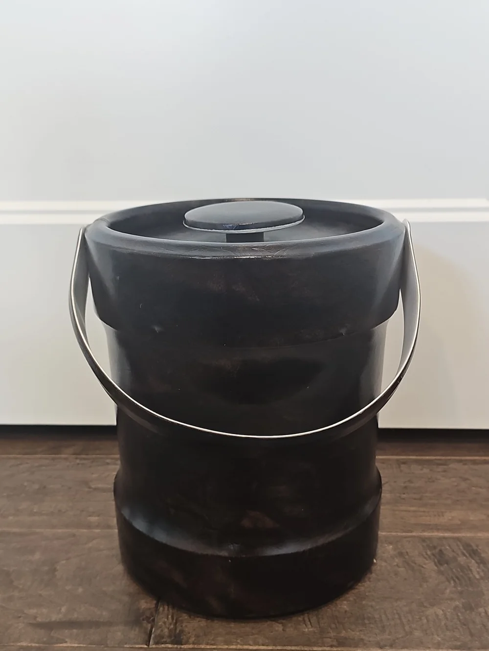 MCM RARE Chocolate Brown Vegan Leather Vintage Ice Bucket with Handle